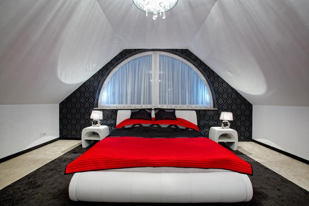 Hotel Millenium Góra Motyczna Chambre photo